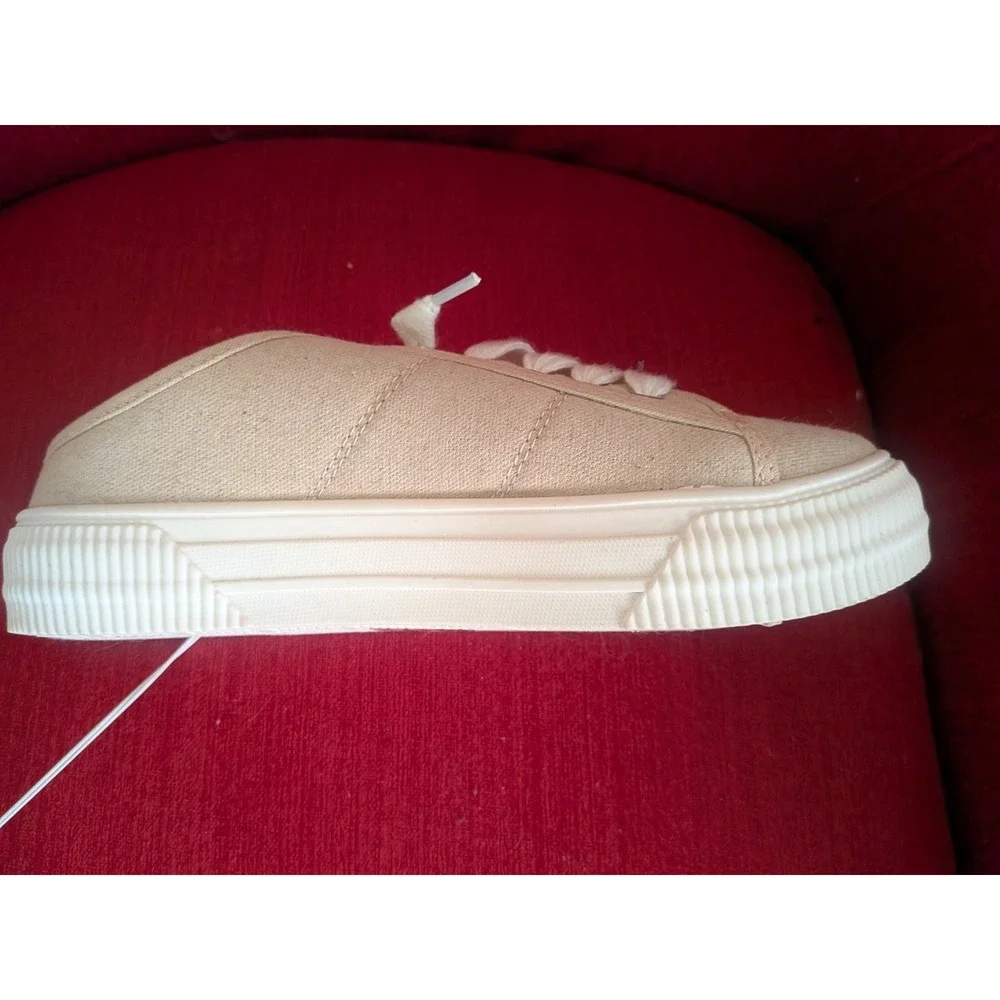 Jellypop Energy Sneakers Lace Up Low Back Champaign ladies Shoe 8M